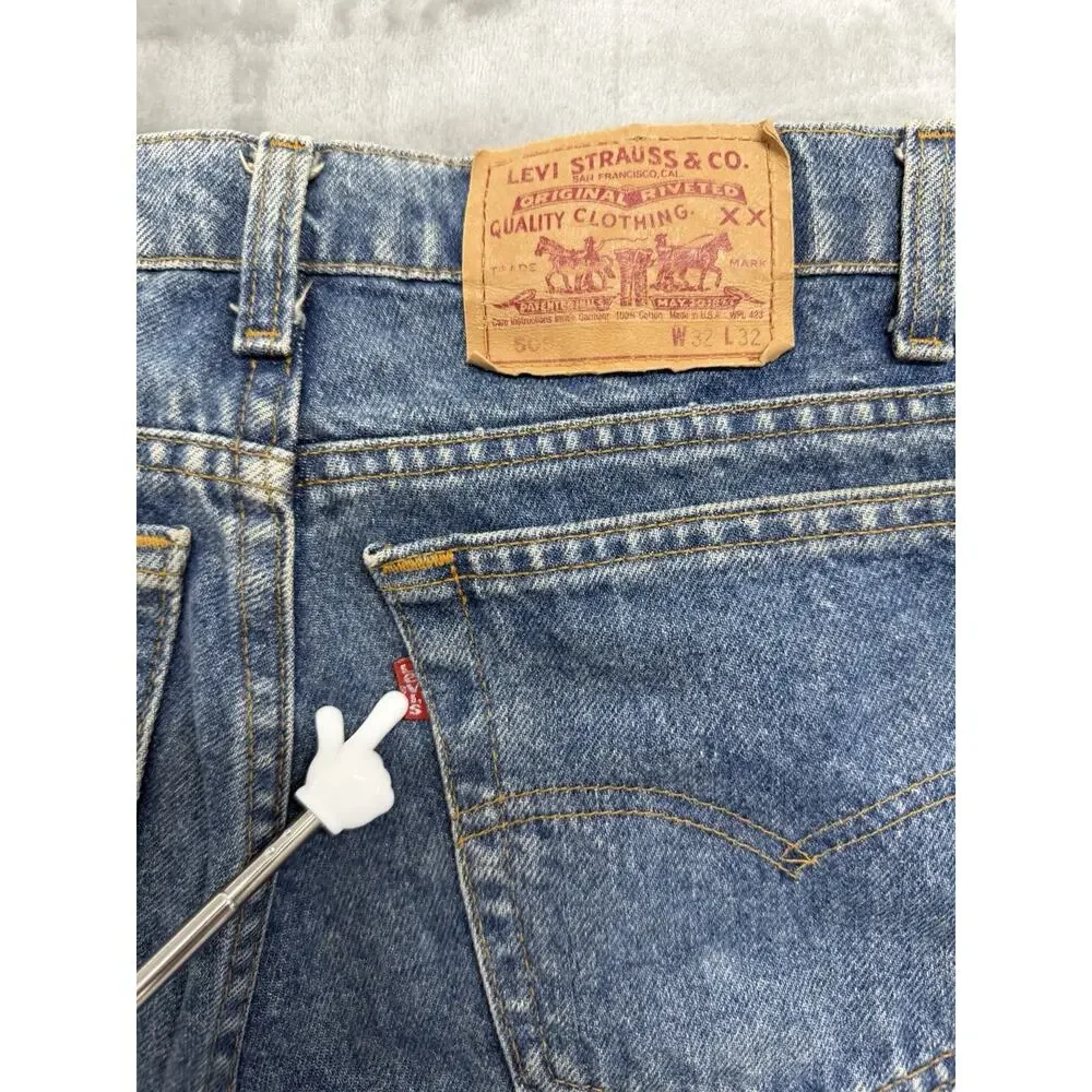 Vintage 80s Levi’s 505 Men’s Jeans 32x32 Medium Wash Made In USA Straight Leg